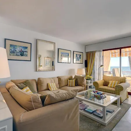 - Car Included Apartment *