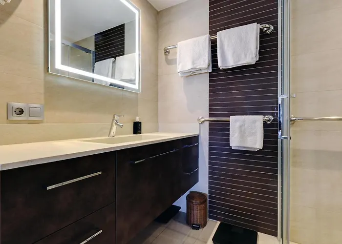 - Car Included Apartment Estepona