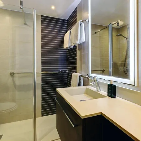 - Car Included Apartment *